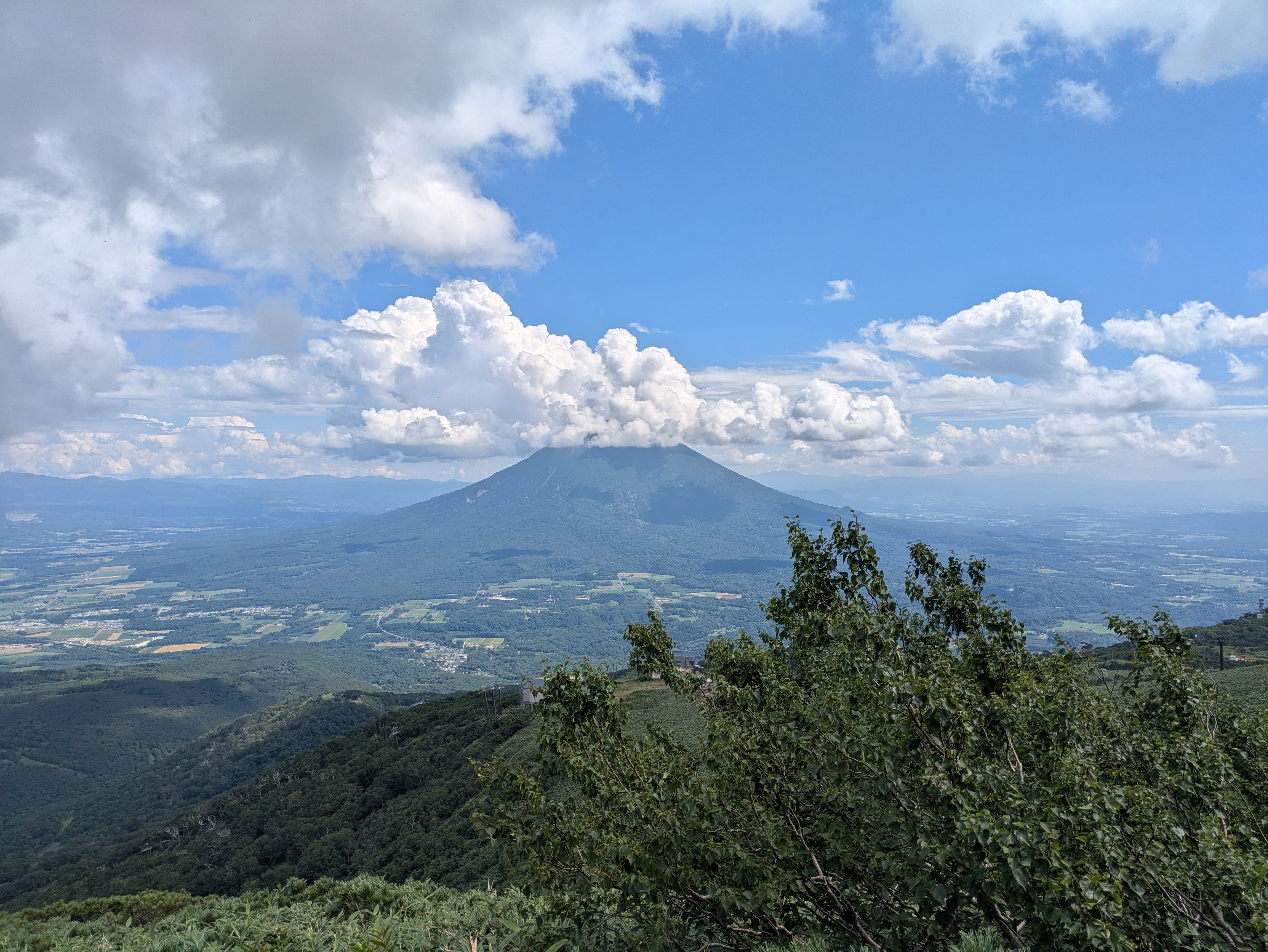 ニセコアンヌプリから羊蹄山