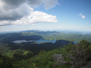 雄阿寒岳山頂から阿寒湖沼群