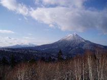 写真：阿寒国立公園 冬の雄阿寒と雌阿寒